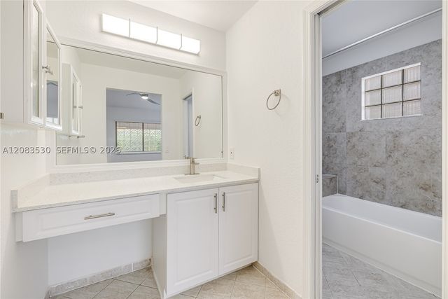 1509 Canary Island Dr, Weston, FL 33327