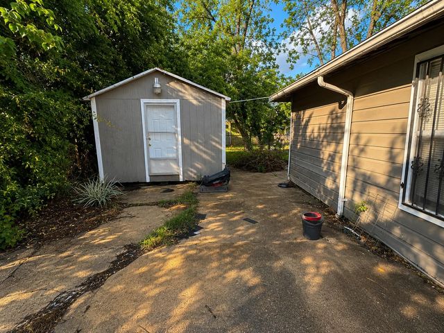 3727 Yosemite Street, Houston, TX 77021