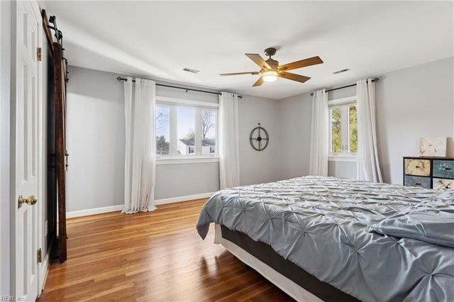 542 Kings CT, Newport News, VA 23606