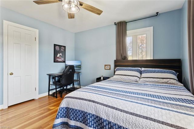 542 Kings CT, Newport News, VA 23606