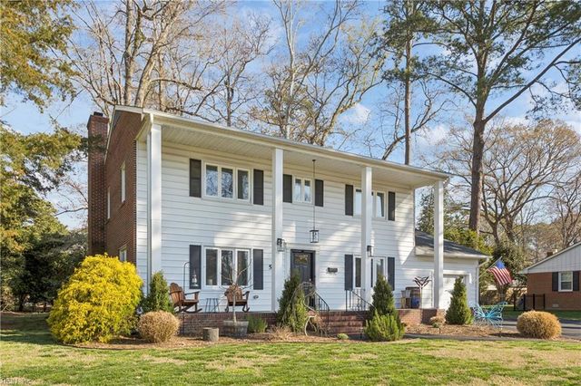 542 Kings CT, Newport News, VA 23606