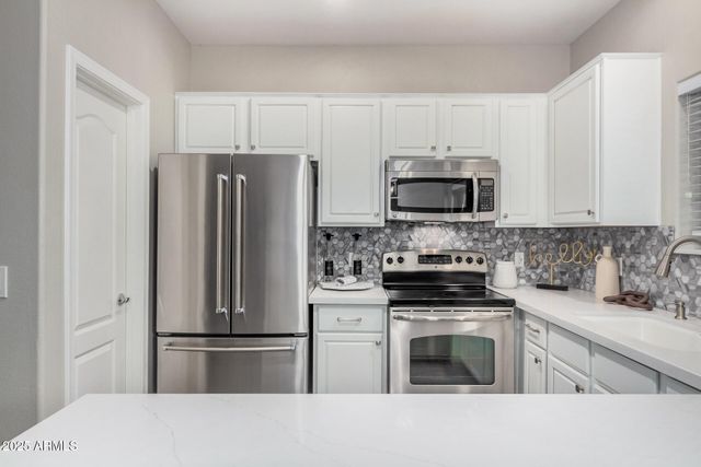 1350 S GREENFIELD Road 1046, Mesa, AZ 85206