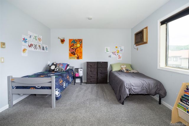 7604 Chelsea Cove N, Hopewell Junction, NY 12533