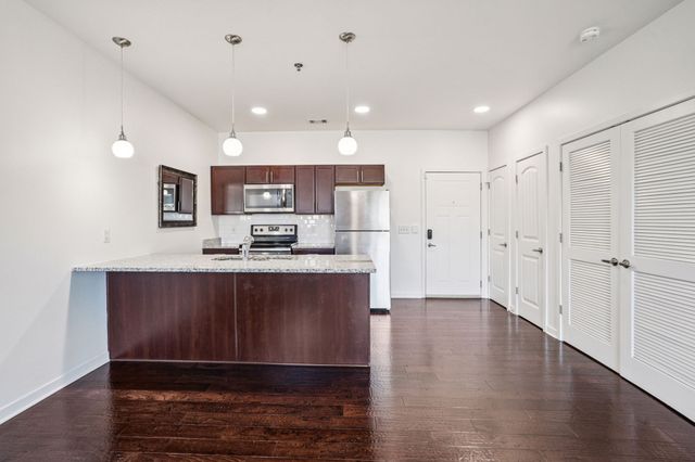 1118 Litton Ave Apt 305, Nashville, TN 37216