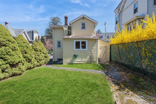 18 S Washington Avenue, Dobbs Ferry, NY 10522