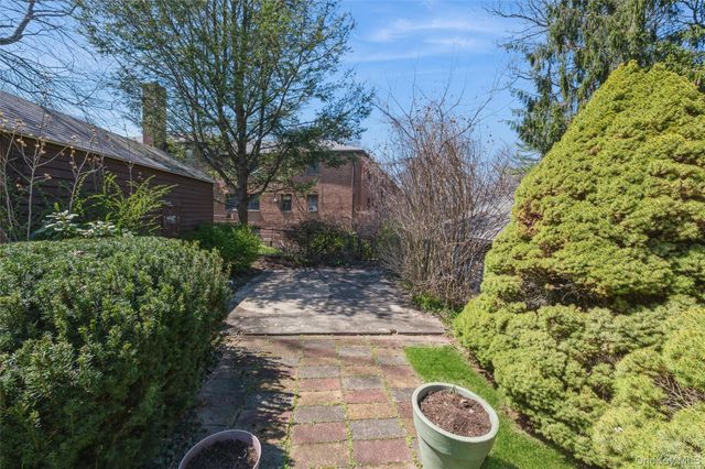 18 S Washington Avenue, Dobbs Ferry, NY 10522