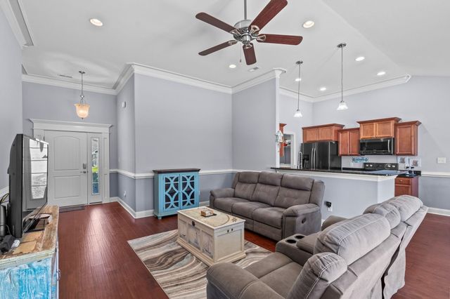 405 Bristlecone St., Longs, SC 29568
