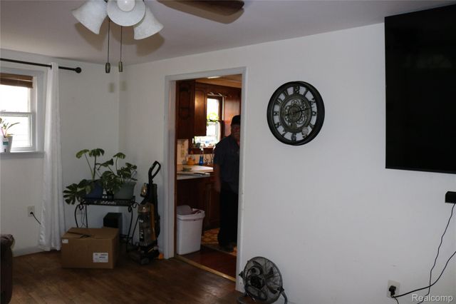 1215 W Genesee Avenue, Mt. Morris Township, MI 48505