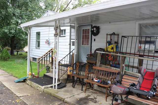 1215 W Genesee Avenue, Mt. Morris Township, MI 48505