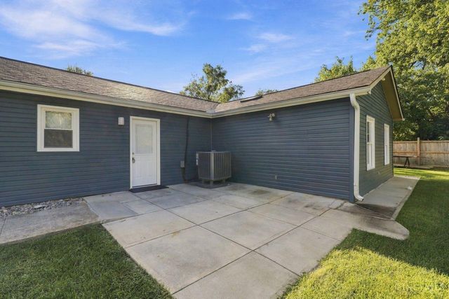 8005 Crest Acres Drive, Deerfield Twp., OH 45040