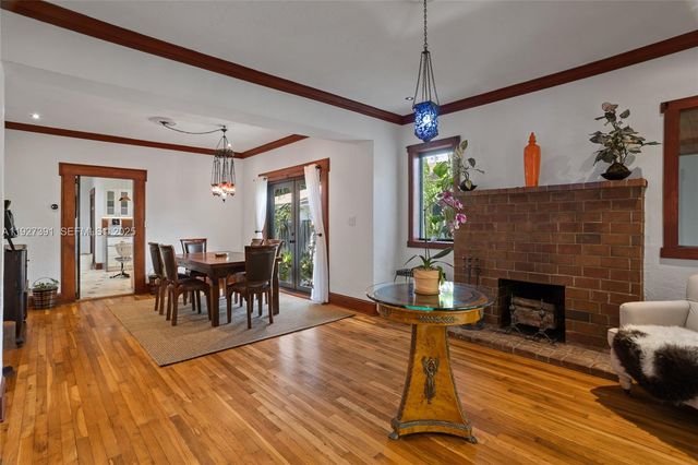 452 SW 21st Rd, Miami, FL 33129