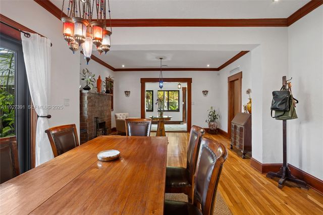 452 SW 21st Rd, Miami, FL 33129