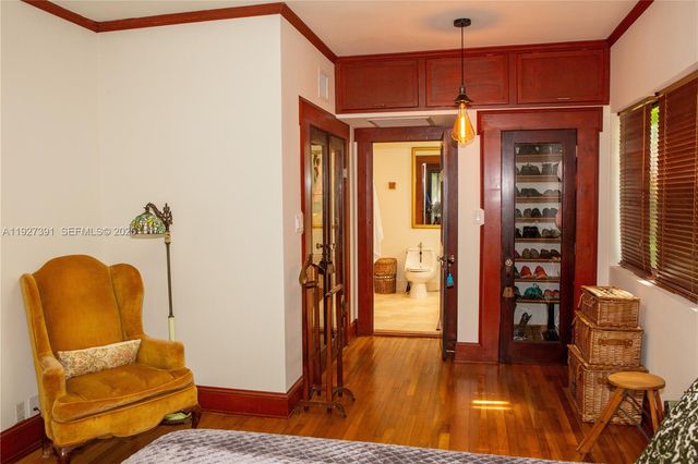 452 SW 21st Rd, Miami, FL 33129