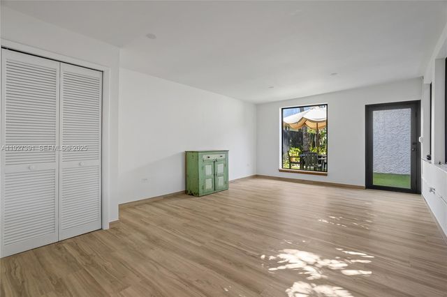 452 SW 21st Rd, Miami, FL 33129