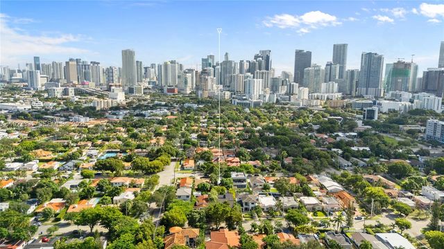 452 SW 21st Rd, Miami, FL 33129