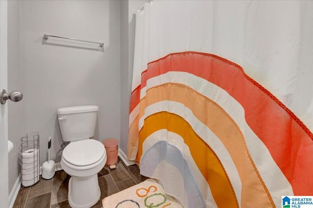 1075 FLYWAY VIEW LANE, Alabaster, AL 35007