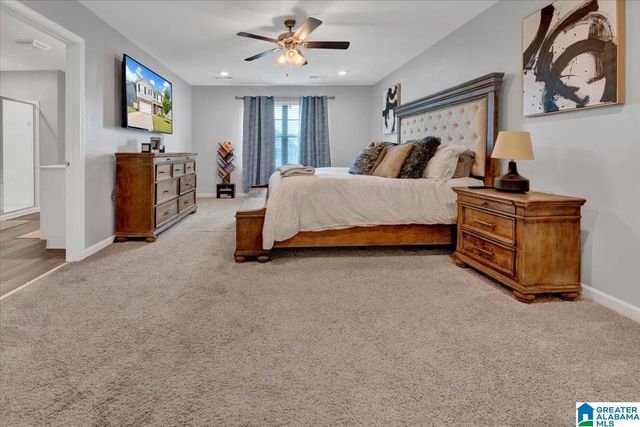 1075 FLYWAY VIEW LANE, Alabaster, AL 35007