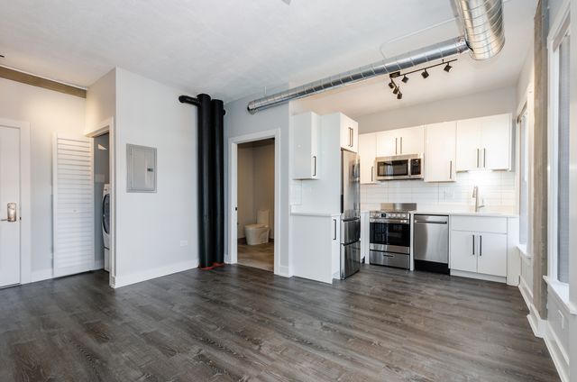 7645 N SHERIDAN Road 413, Chicago, IL 60626