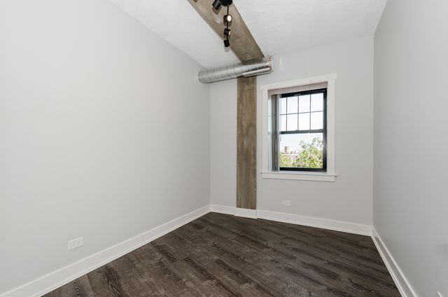 7645 N SHERIDAN Road 413, Chicago, IL 60626