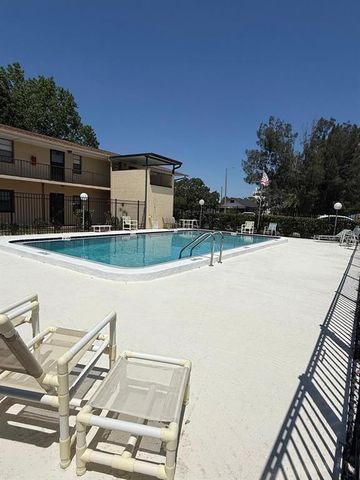 130 E JOHNSON AVENUE 205, Lake Wales, FL 33853