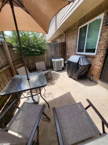 724 S Welch Street 4, Denton, TX 76201