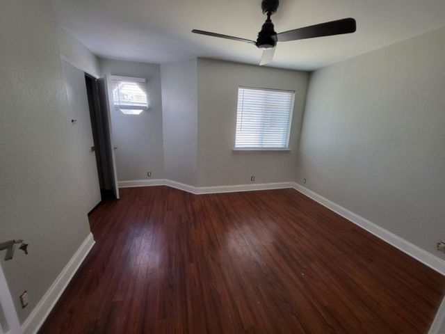 724 S Welch Street 4, Denton, TX 76201