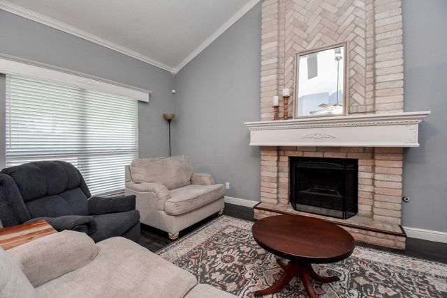 5911 Butterfly Circle, Pasadena, TX 77505