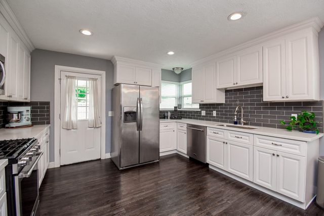 5911 Butterfly Circle, Pasadena, TX 77505