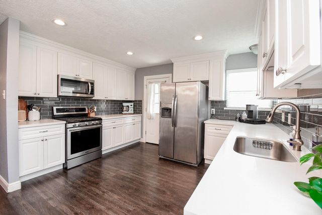 5911 Butterfly Circle, Pasadena, TX 77505