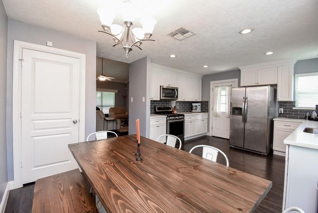 5911 Butterfly Circle, Pasadena, TX 77505