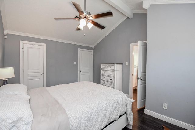 5911 Butterfly Circle, Pasadena, TX 77505