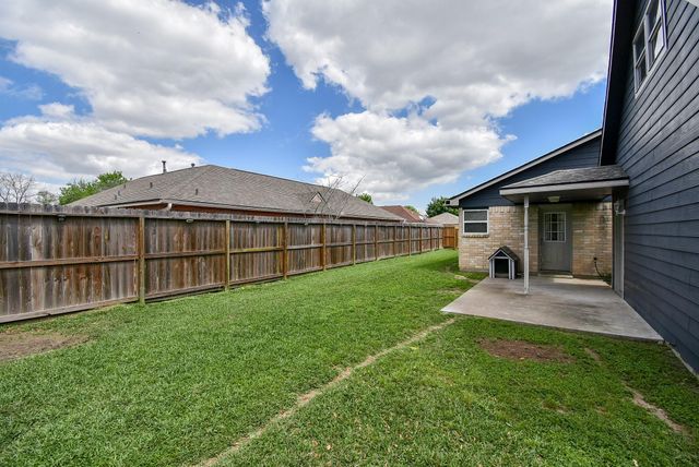 5911 Butterfly Circle, Pasadena, TX 77505