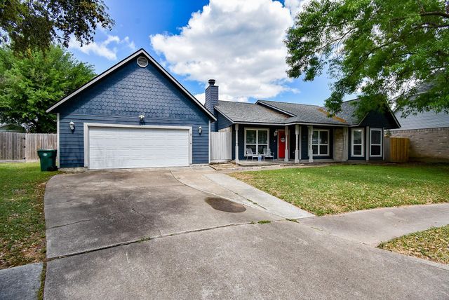 5911 Butterfly Circle, Pasadena, TX 77505