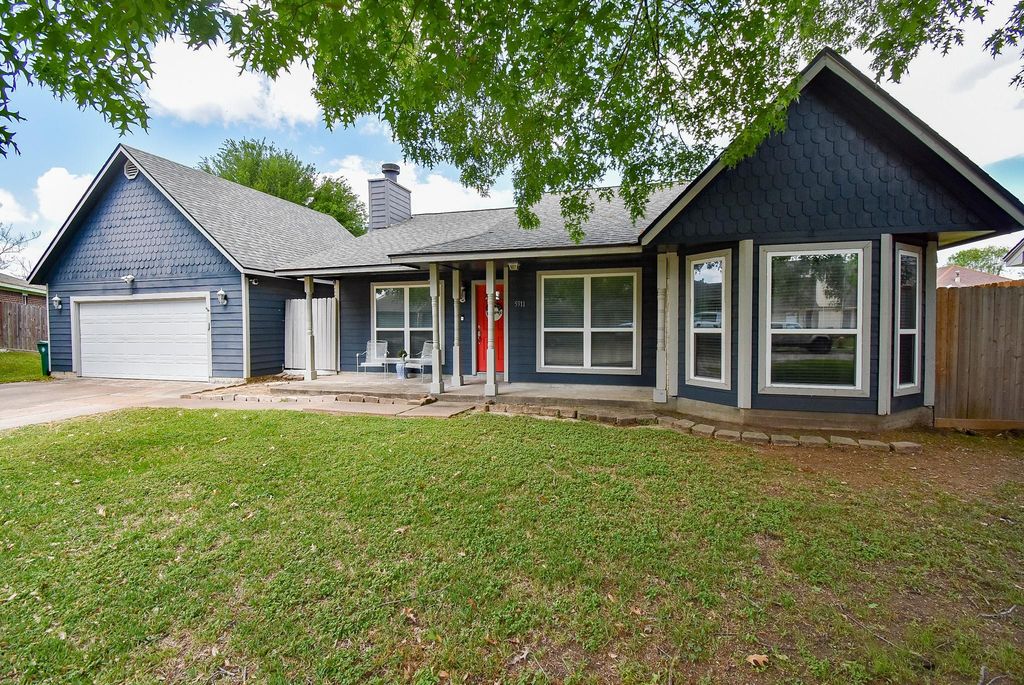 5911 Butterfly Circle, Pasadena, TX 77505