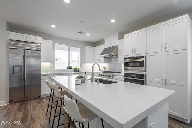 3073 Harrison Lane, Simi Valley, CA 93065