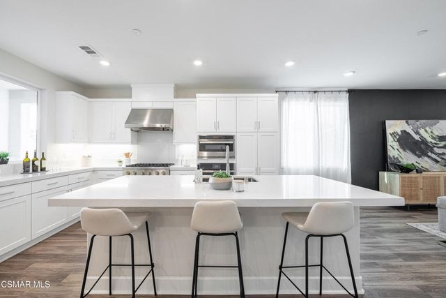 3073 Harrison Lane, Simi Valley, CA 93065