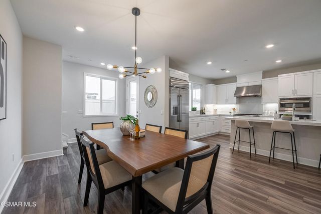 3073 Harrison Lane, Simi Valley, CA 93065