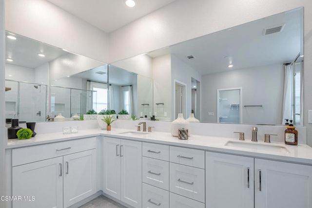 3073 Harrison Lane, Simi Valley, CA 93065