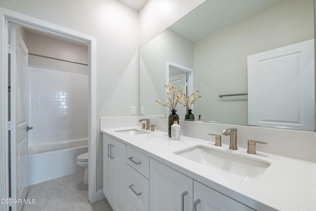 3073 Harrison Lane, Simi Valley, CA 93065