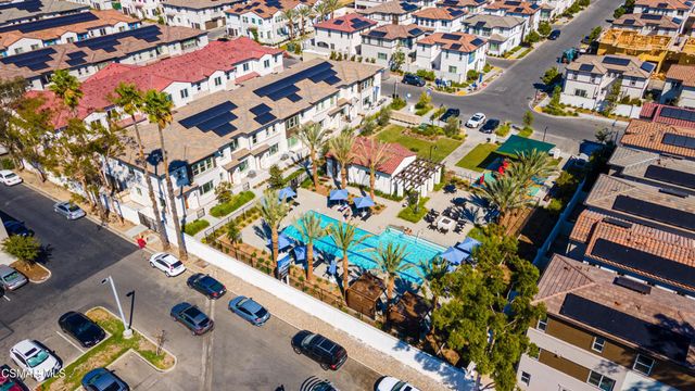 3073 Harrison Lane, Simi Valley, CA 93065