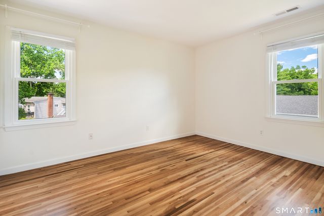 54 Cross Street, New Canaan, CT 06840