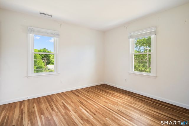 54 Cross Street, New Canaan, CT 06840
