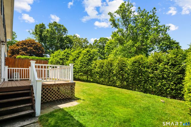 54 Cross Street, New Canaan, CT 06840