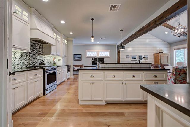 1425 Boathouse Road, Edmond, OK 73034