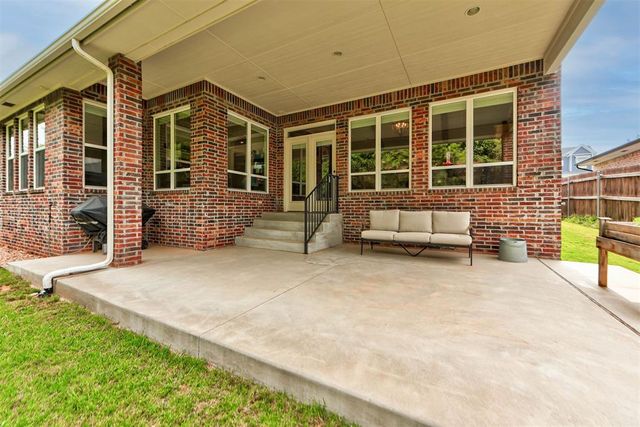 1425 Boathouse Road, Edmond, OK 73034