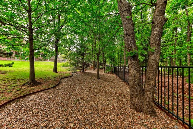 1425 Boathouse Road, Edmond, OK 73034