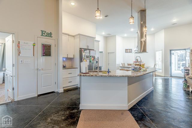 697 Old Bridger Road, Jonesboro, AR 72401