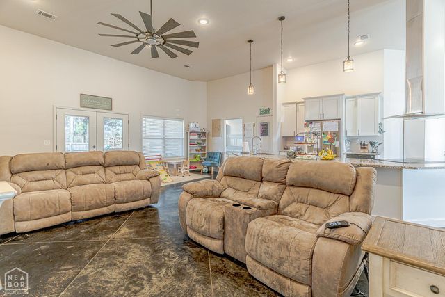 697 Old Bridger Road, Jonesboro, AR 72401