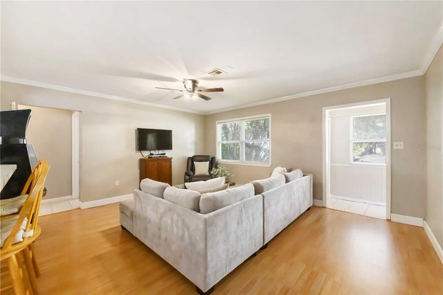 300 FIELD AVENUE E, Venice, FL 34285