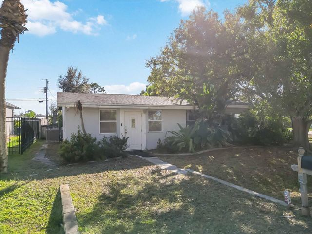 300 FIELD AVENUE E, Venice, FL 34285